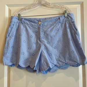 Crown & Ivy Shelby Shorts with Floral Embroidery Detail